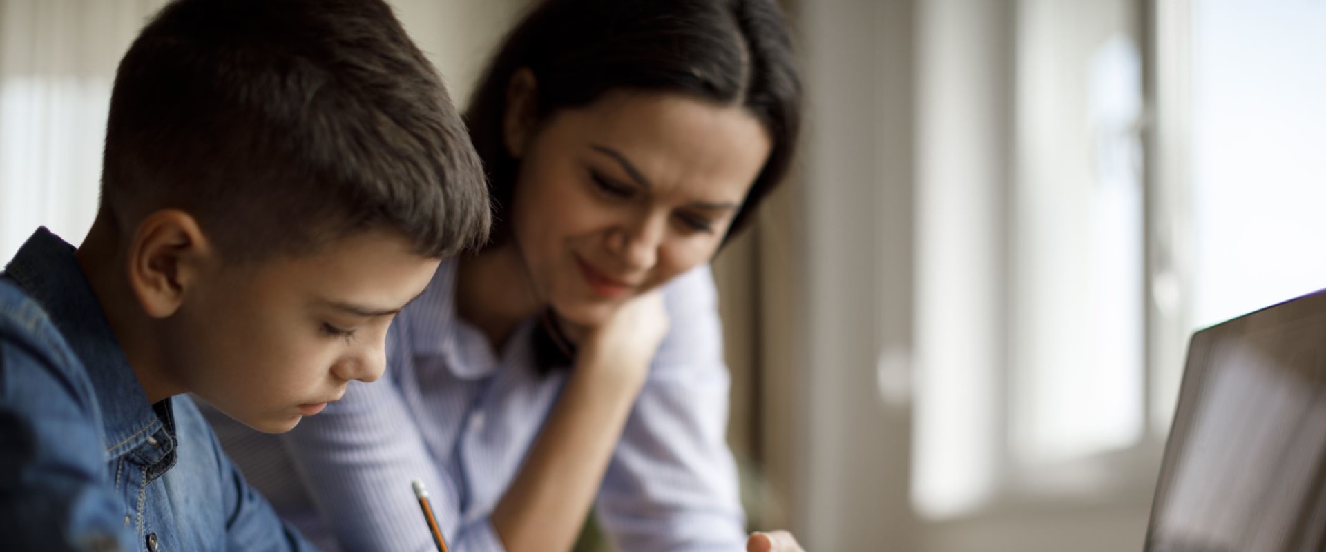 The Benefits of Becoming a Tutor
